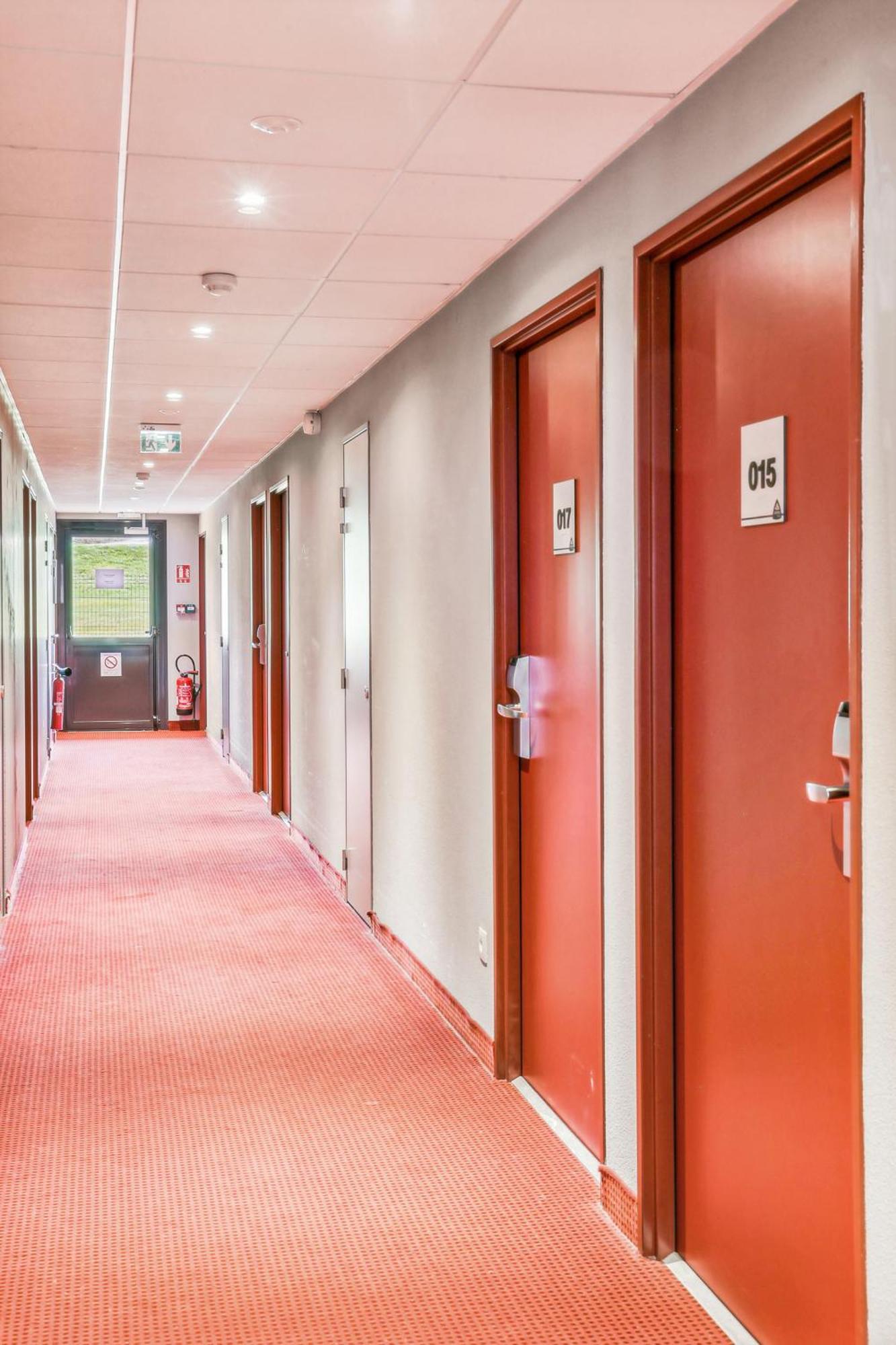 Hotel Akena La Ferte Bernard Cherré Eksteriør bilde